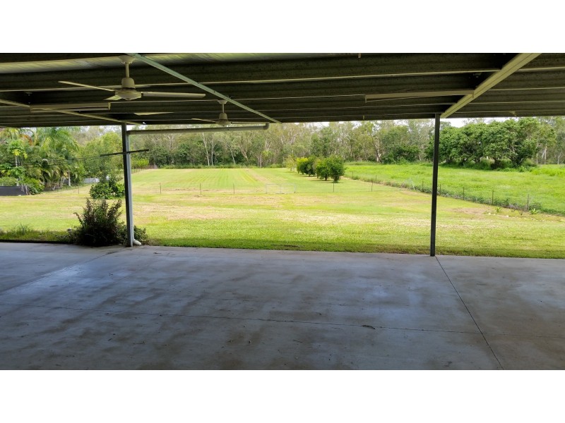 20 Toolakea Beach Road, Toolakea QLD 4818