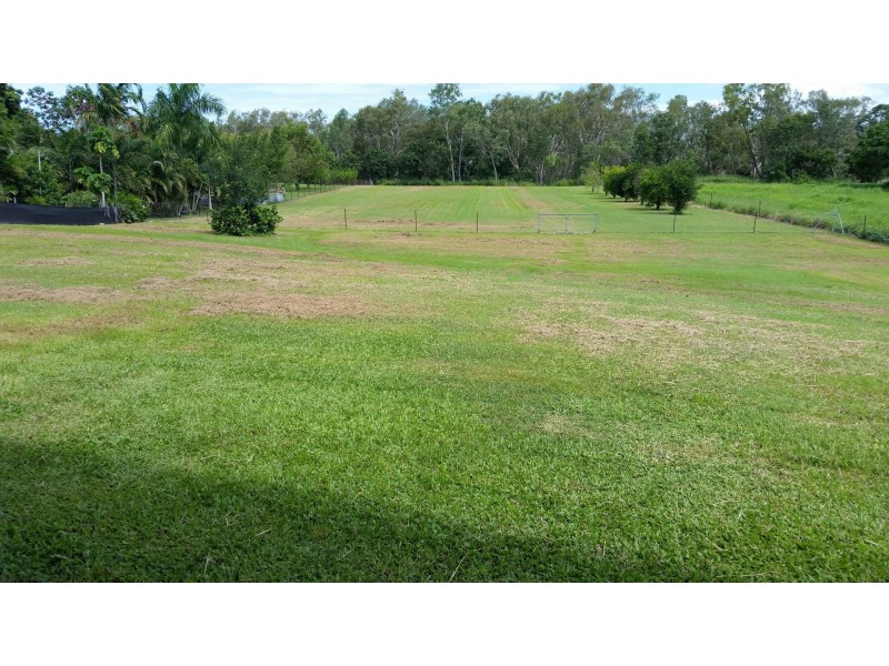 20 Toolakea Beach Road, Toolakea QLD 4818