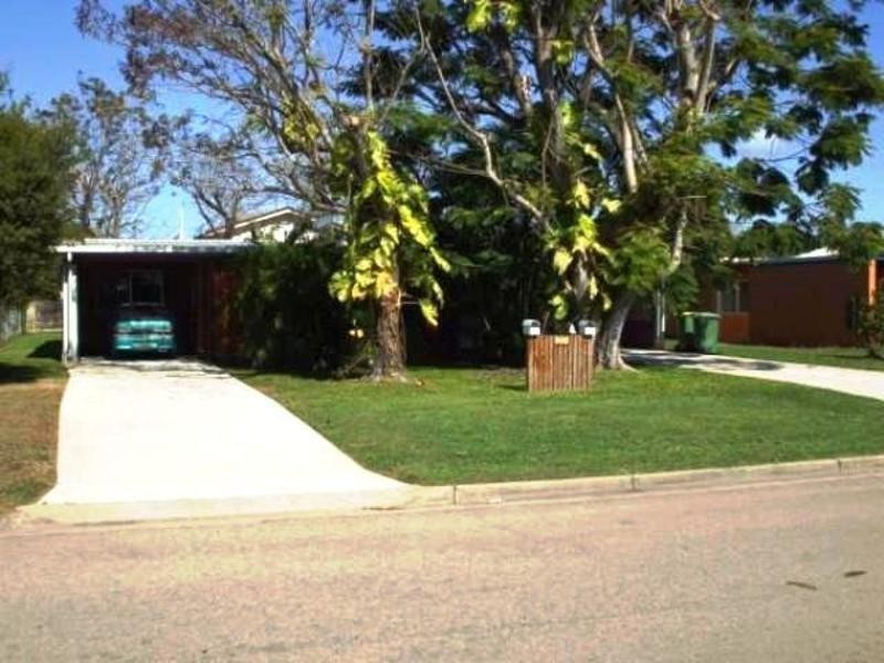 2/25 Carmody Street, Hermit Park QLD 4812