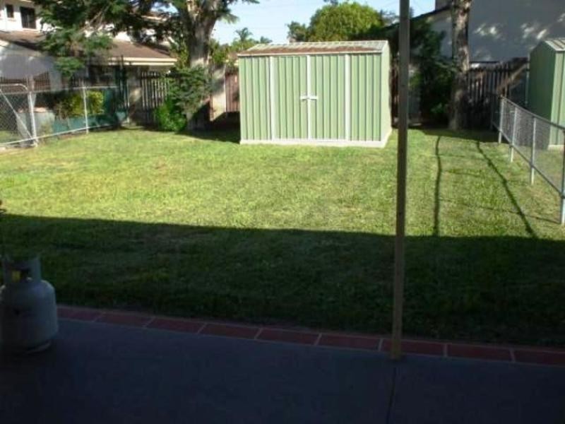 2/25 Carmody Street, Hermit Park QLD 4812