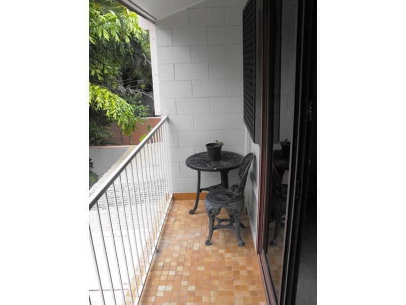 4/57 Alexandra Street, North Ward QLD 4810