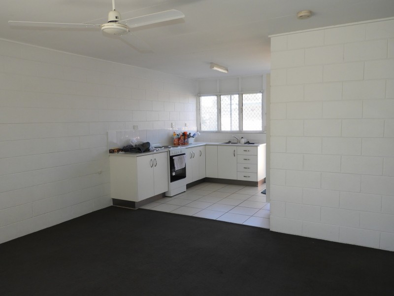 2/47 Lindeman Avenue, Cranbrook QLD 4814