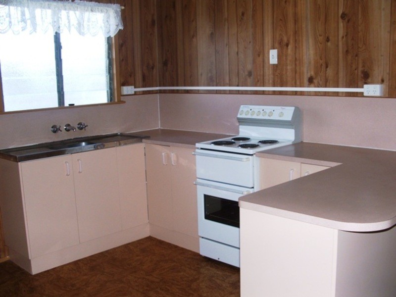 2/13 Desailly Street, Pimlico QLD 4812