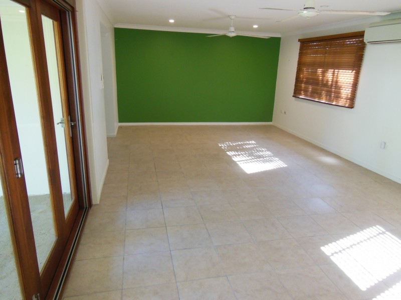 19 Camira Avenue, Cranbrook QLD 4814