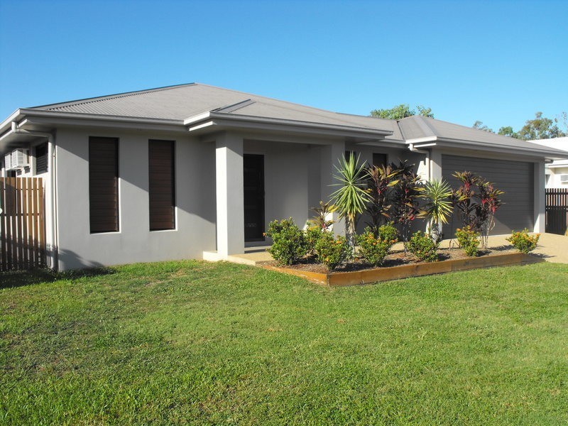 122 Daintree Drive, Bushland Beach QLD 4818