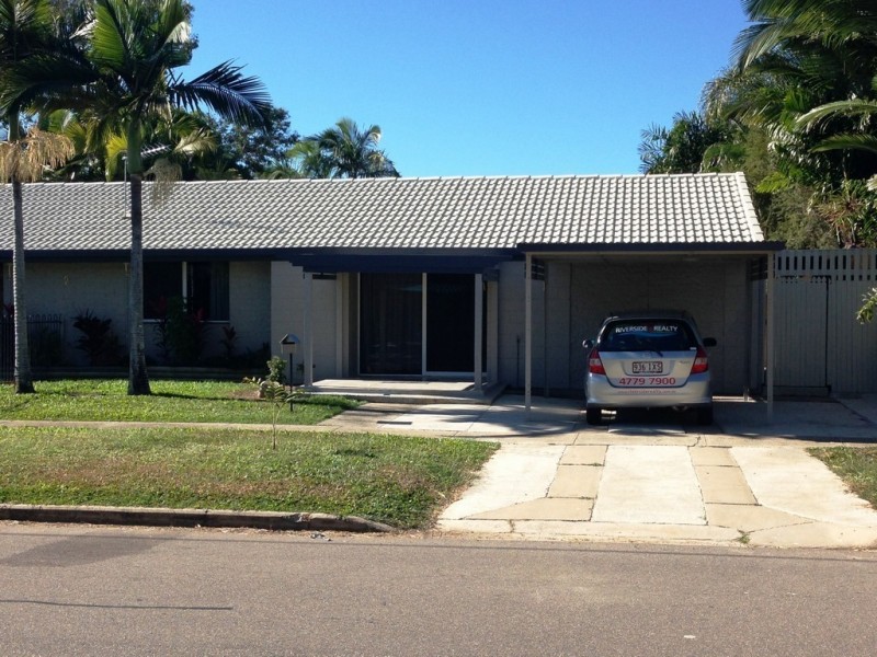 2/2 Wandella Crescent, Cranbrook QLD 4814