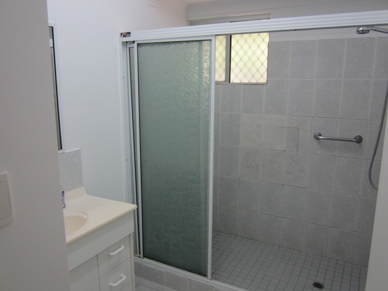 4 Karangi Street, Rasmussen QLD 4815