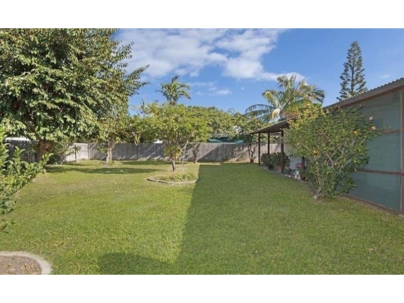 4 Karangi Street, Rasmussen QLD 4815