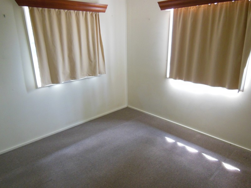 49 Peter Street, Kelso QLD 4815