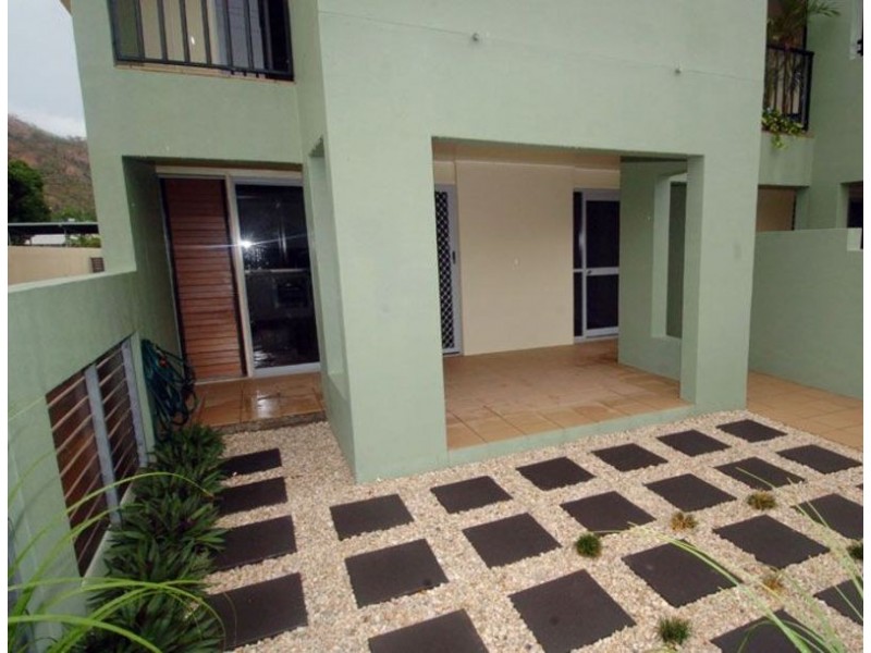 1/78 Eyre Street, North Ward QLD 4810