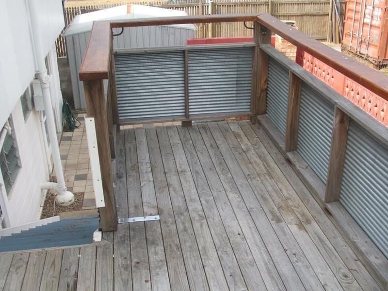 8 Emerald Street, Kirwan QLD 4817