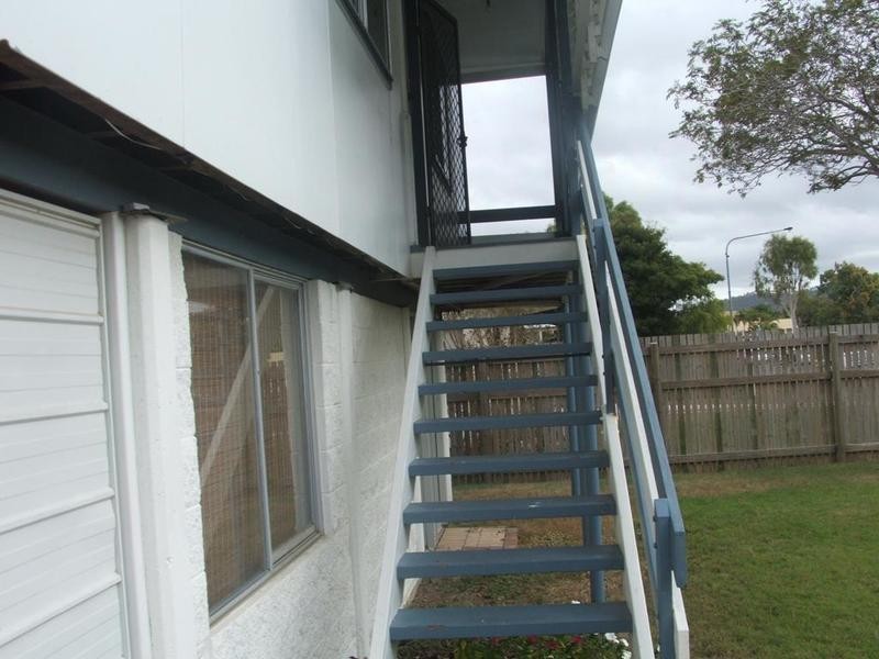 8 Emerald Street, Kirwan QLD 4817