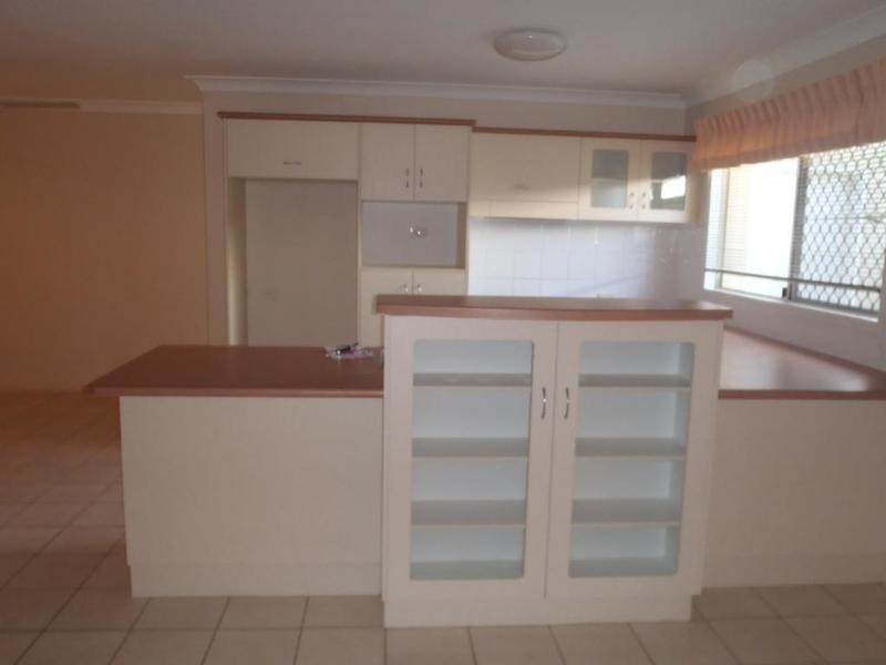 106 Riverbend Drive, Douglas QLD 4814