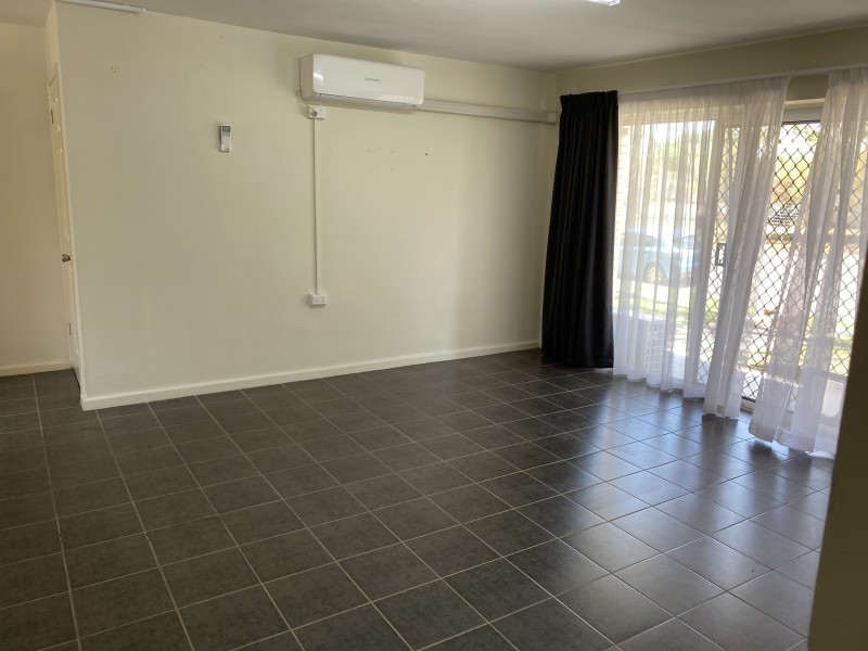 3/18A Carr Street, Hermit Park QLD 4812