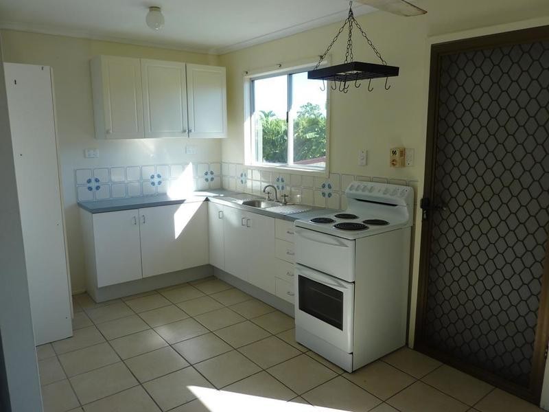 12 Naples Court, Kelso QLD 4815