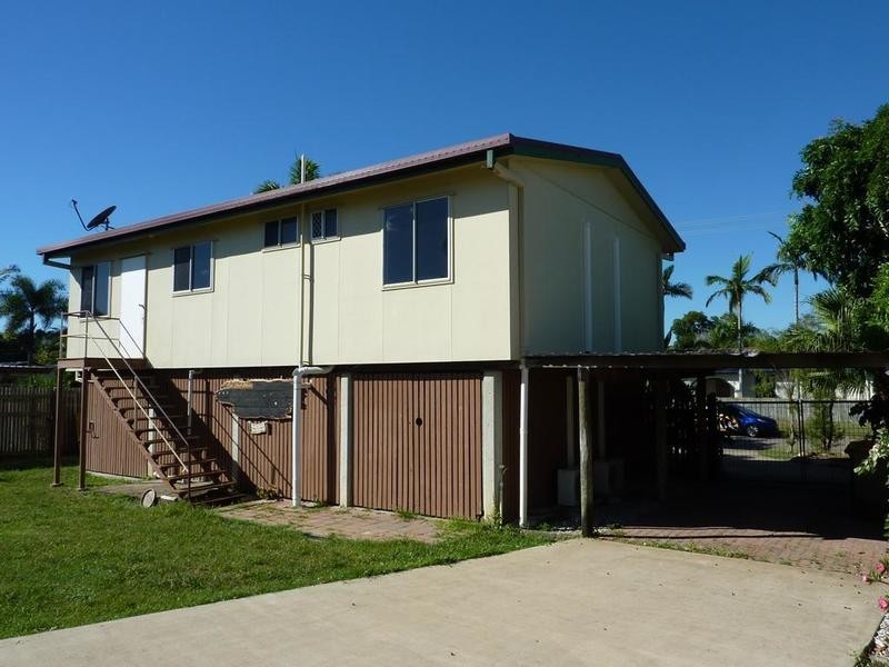 12 Naples Court, Kelso QLD 4815