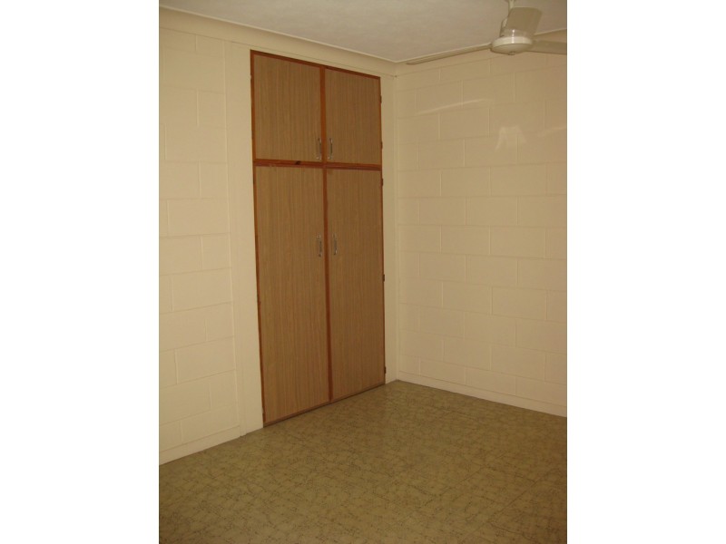 199D Kings Road, Pimlico QLD 4812