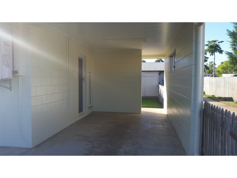 3B Violet Street, Rasmussen QLD 4815