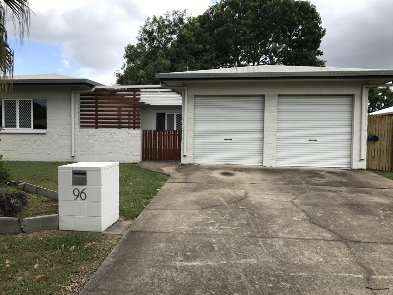 96 Kern Brothers Drive, Kirwan QLD 4817