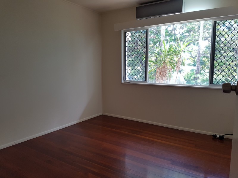 4 Rhodes Street, Heatley QLD 4814