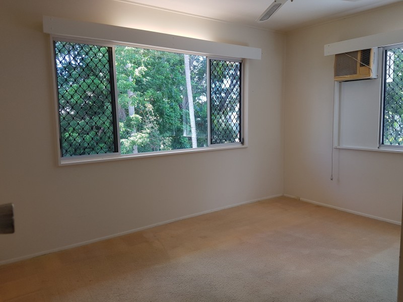 4 Rhodes Street, Heatley QLD 4814