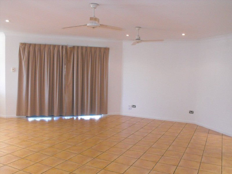 47  Waterview Drive, Bushland Beach QLD 4818