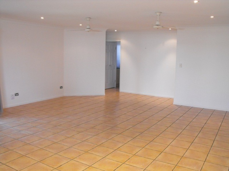 47  Waterview Drive, Bushland Beach QLD 4818