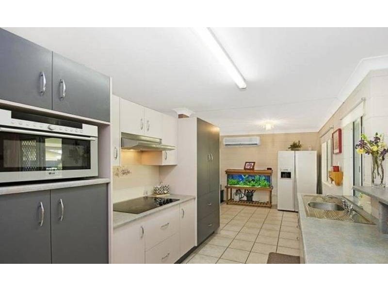 5 Beale Court, Kelso QLD 4815