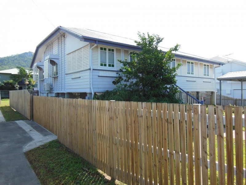21 Shaw Street, West End QLD 4810