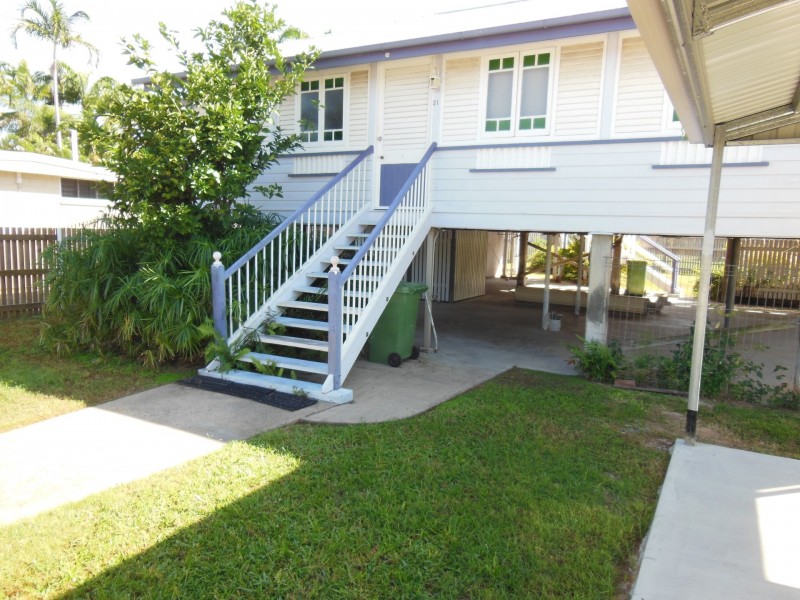 21 Shaw Street, West End QLD 4810