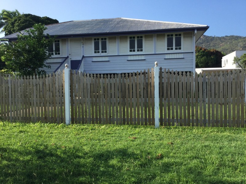 21 Shaw Street, West End QLD 4810