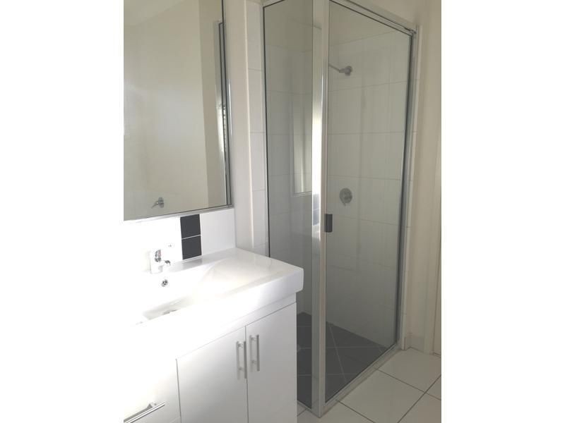 36 Kroymans Drive, Mount Louisa QLD 4814