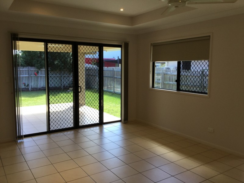 21 Sheerwater Parade, Douglas QLD 4814