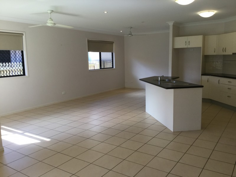 21 Sheerwater Parade, Douglas QLD 4814