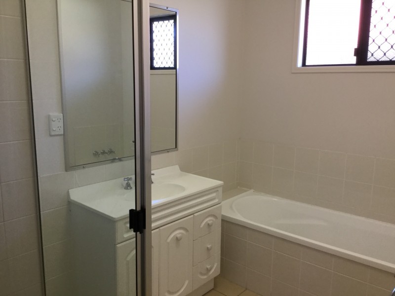 21 Sheerwater Parade, Douglas QLD 4814