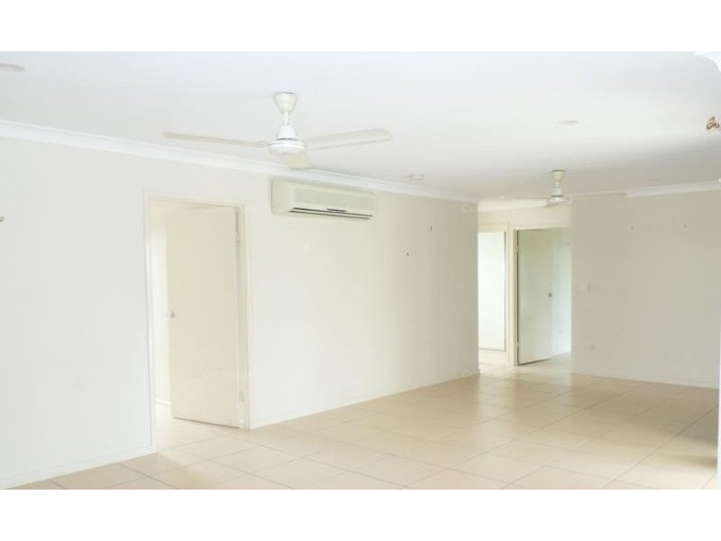 8 Meridian Court, Burdell QLD 4818