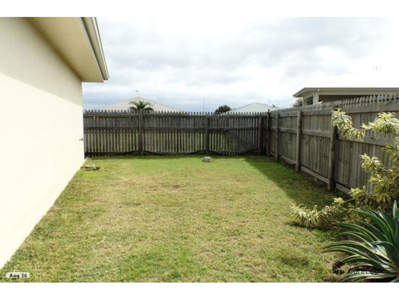 8 Meridian Court, Burdell QLD 4818