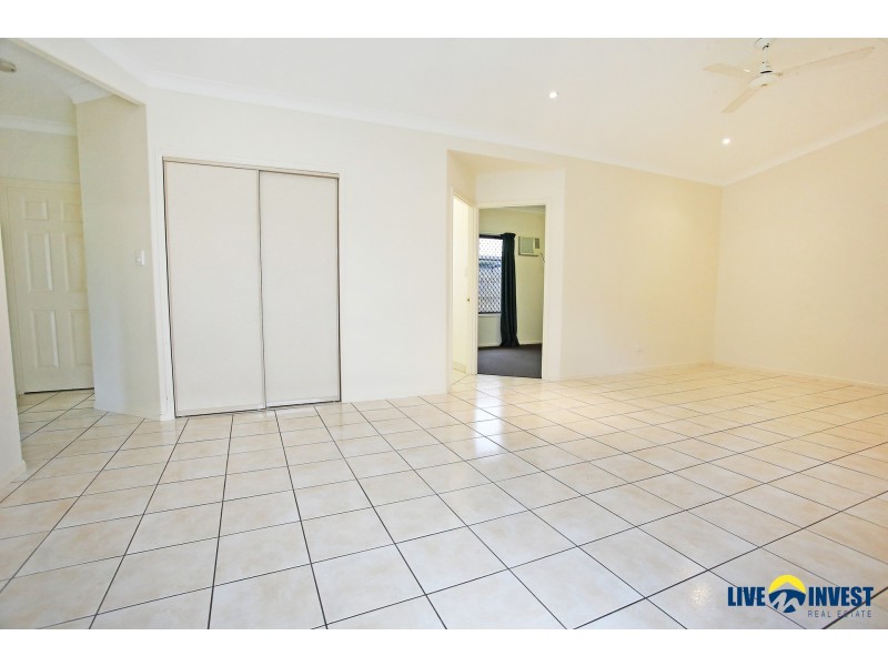 7 Burbank Way, Kirwan QLD 4817