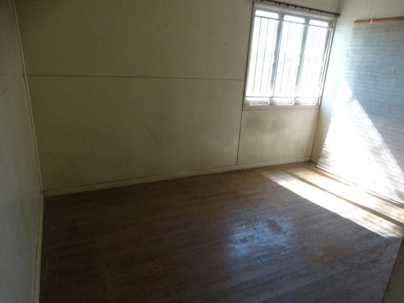 101 Tenth Avenue, Railway Estate QLD 4810