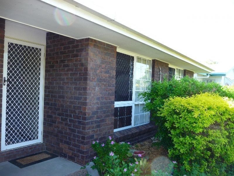 68 Kern Brothers Drive, Kirwan QLD 4817