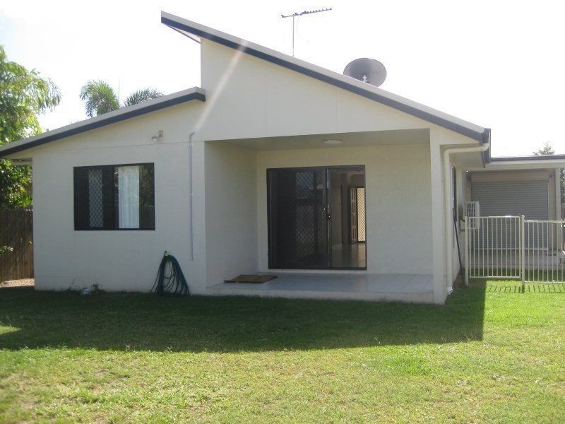 4 Wexford Crescent, Burdell QLD 4818