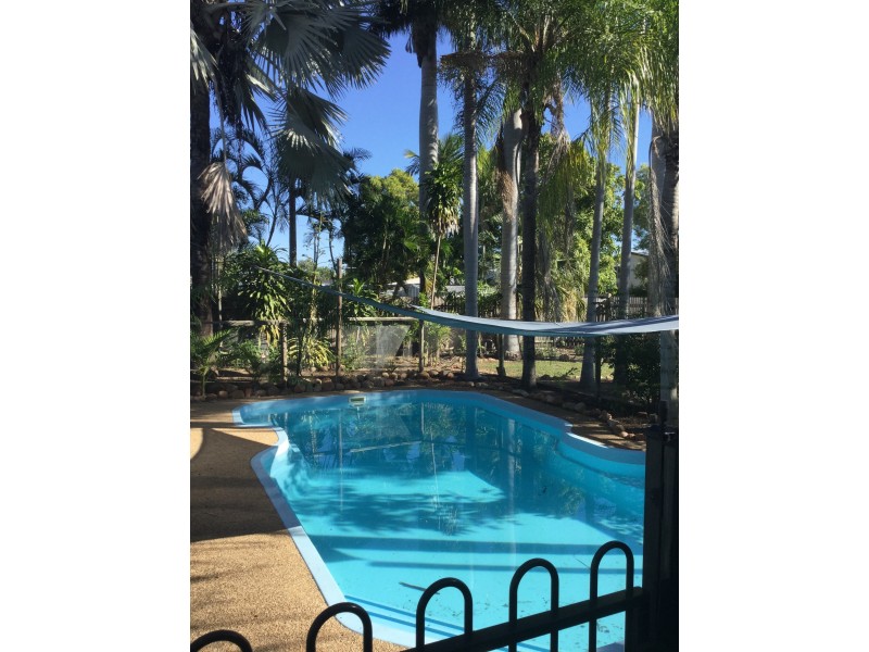 32 Champagne Crescent, Kelso QLD 4815