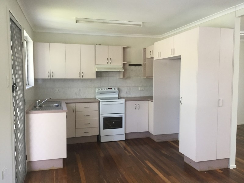 32 Champagne Crescent, Kelso QLD 4815