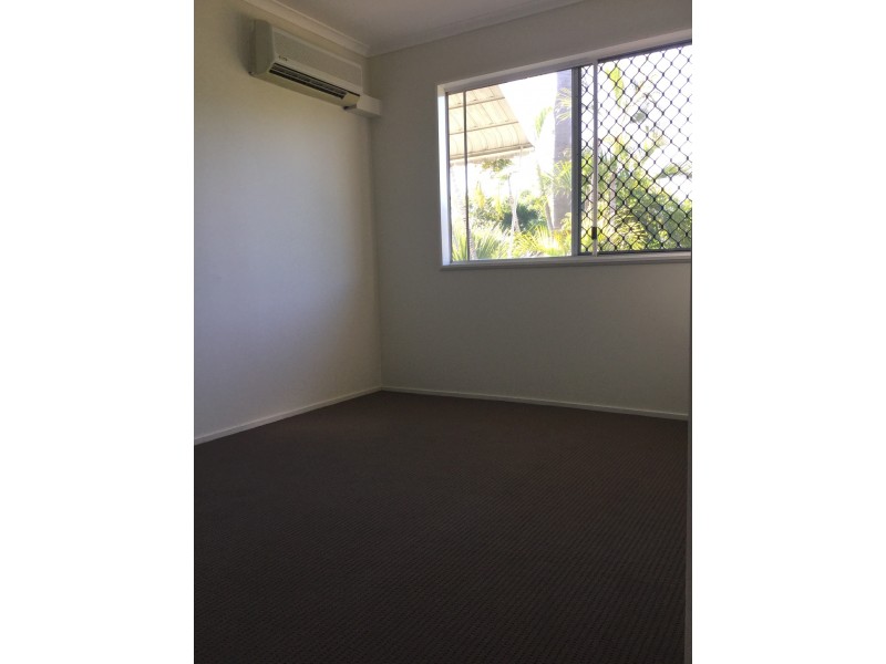 32 Champagne Crescent, Kelso QLD 4815