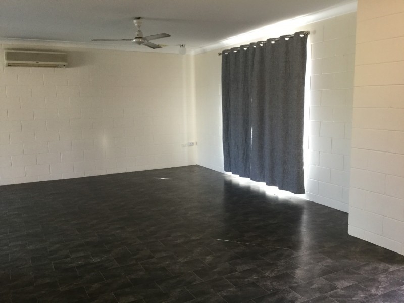 2 Amber Avenue, Rasmussen QLD 4815