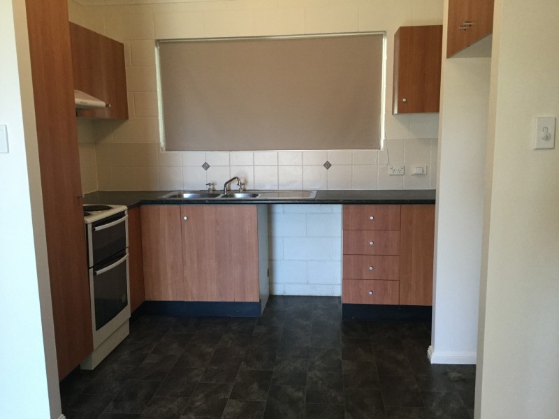 2 Amber Avenue, Rasmussen QLD 4815