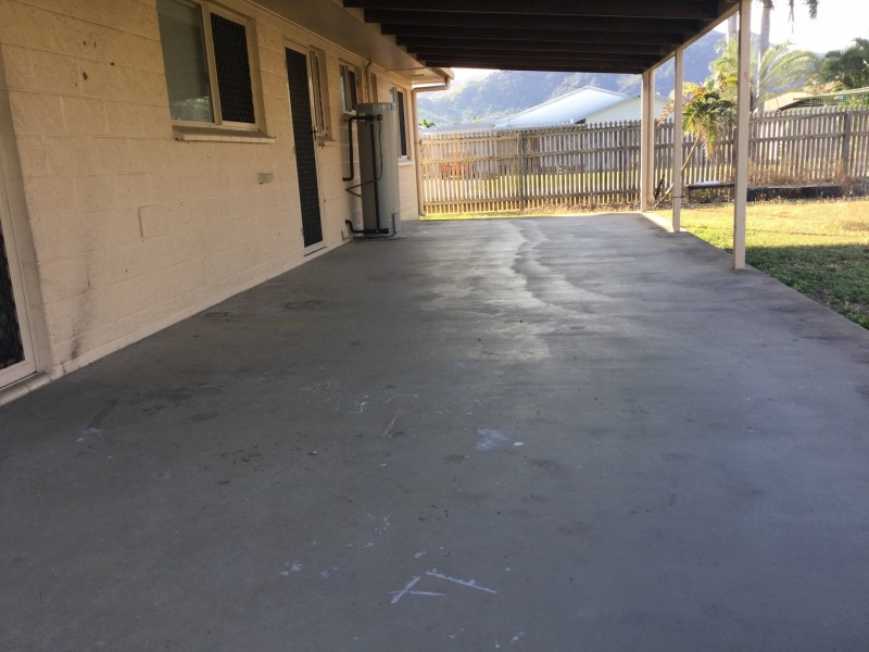 2 Amber Avenue, Rasmussen QLD 4815