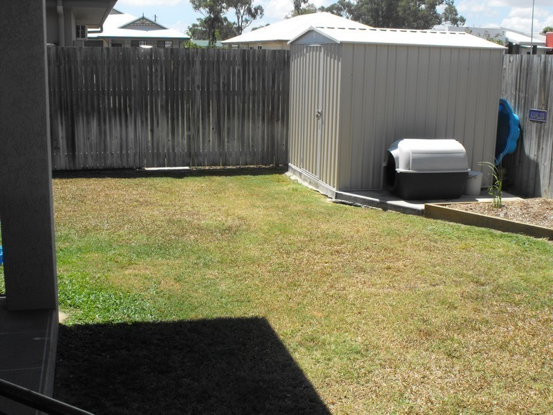 4 Apple Gum Avenue, Mount Low QLD 4818