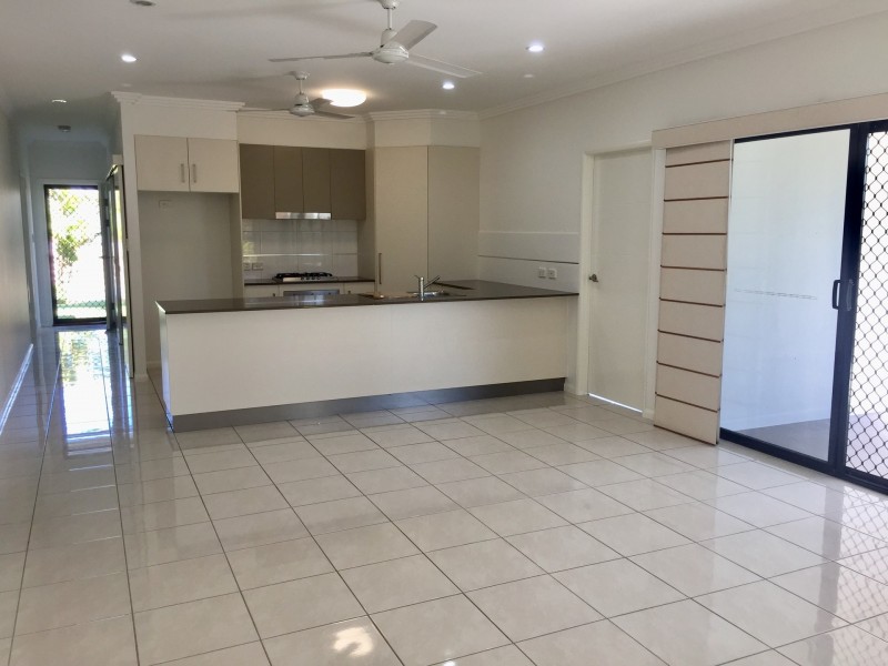 15 Malibu Parade ‘ Jaskyl Place’, Mount Louisa QLD 4814