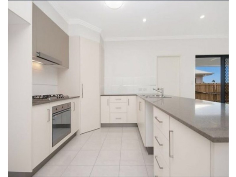 15 Malibu Parade ‘ Jaskyl Place’, Mount Louisa QLD 4814